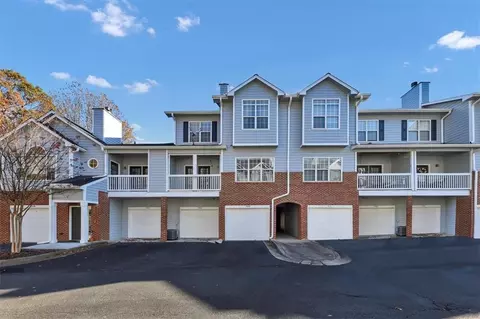 1006 Vinings Forest Ln SE, Smyrna, GA 30080