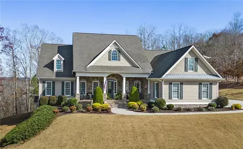 112 Sharp Mountain Crk, Ball Ground, GA 30107
