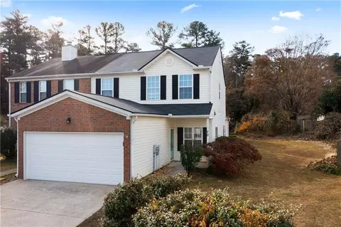 70 Berkeley Pl, Cartersville, GA 30121