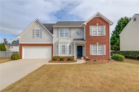 3242 Shady Valley Ct, Loganville, GA 30052