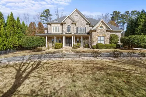 375 Creek Pt, Milton, GA 30004
