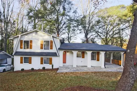 3905 Wedgefield Cir, Decatur, GA 30035