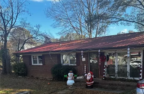 98 Delano St, Cedartown, GA 30125