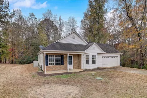 1204 Creekside Ct, Monroe, GA 30655