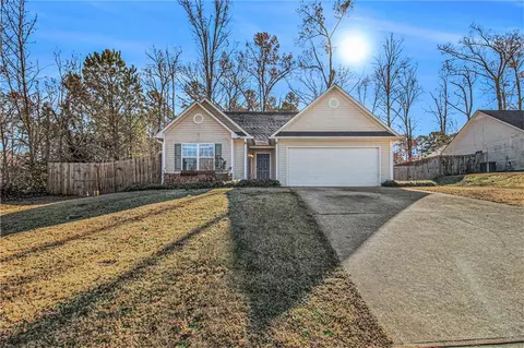 406 Oliver Ridge Dr, Commerce, GA 30529