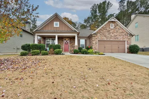 1367 Halletts Peak Pl, Lawrenceville, GA 30044