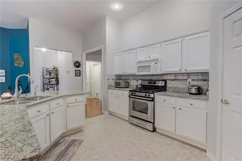 2139 Alnwick Dr, Duluth, GA 30096 photo 12