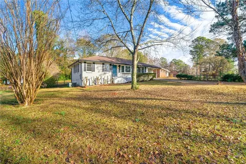 894 King Dr SE, Conyers, GA 30094