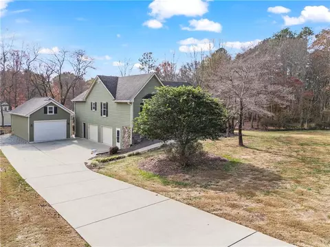 325 West Ln, Woodstock, GA 30188