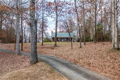 932 Morgan Valley Rd, Rockmart, GA 30153