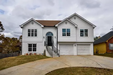 261 Oak Vista Ct, Lawrenceville, GA 30044