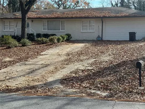 605 Hunnicutt Rd SE, Mableton, GA 30126