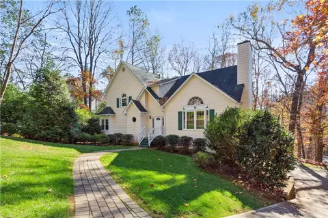 2751 Zachary Lake Dr SW, Marietta, GA 30064