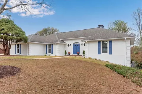 920 Saddle Ridge Ct, Roswell, GA 30076