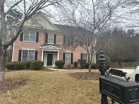1211 Fieldcrest Ct, Suwanee, GA 30024