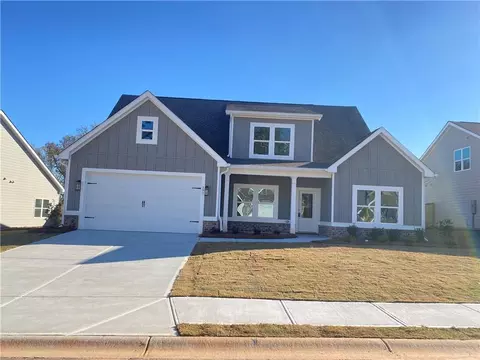 197 Richmond Dr, Statham, GA 30666