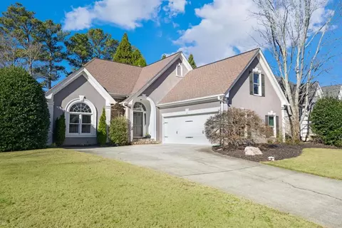 470 Shelli Ln, Roswell, GA 30075