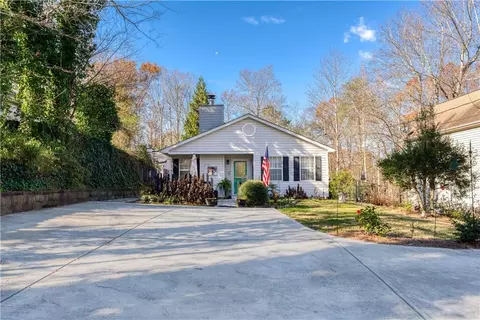 2670 Valient Dr, Cumming, GA 30041