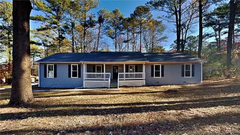 954 Stone Mill Run, Lawrenceville, GA 30046