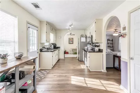 2318 Lakeside Dr, Monroe, GA 30655 photo 11