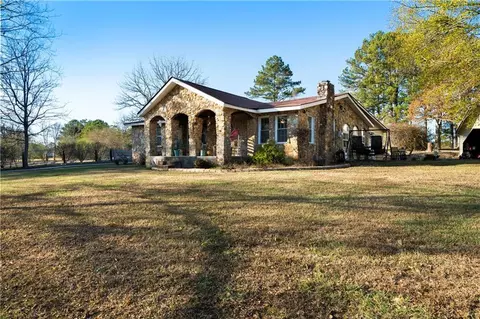 1521 Dry Creek Rd, Cedartown, GA 30125