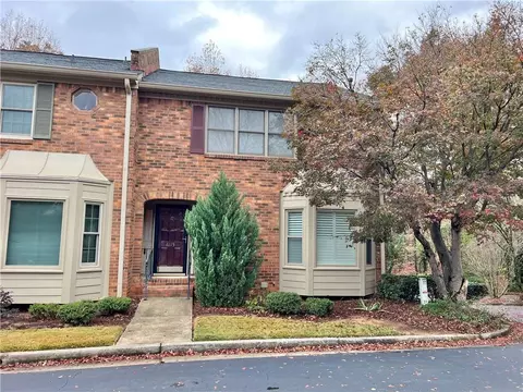 6115 Windsor Trace Dr, Norcross, GA 30092