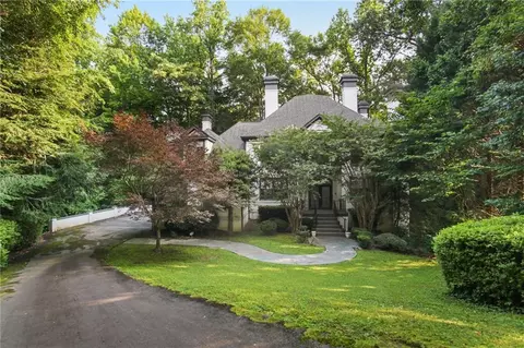 5390 Harrowood Ln, Sandy Springs, GA 30327