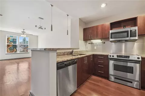 390 17th St NW #5051, Atlanta, GA 30363
