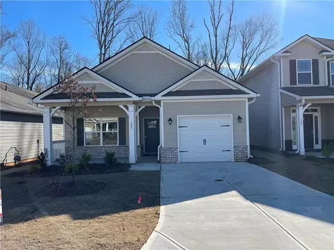 105 Vineyard Walk, Carrollton, GA 30117