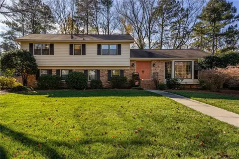 1519 Carnaby Ct, Atlanta, GA 30338