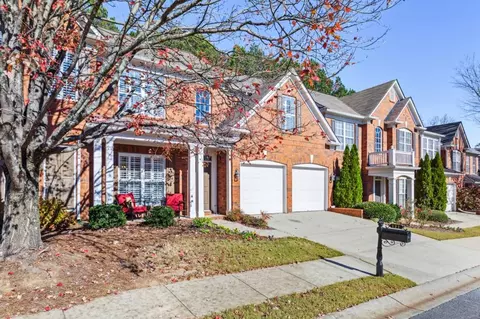 121 Westchester Dr, Smyrna, GA 30082