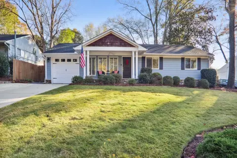 2949 Parkridge Dr, Atlanta, GA 30319