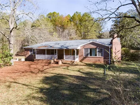 5170 Pool Mill Rd, Douglasville, GA 30135