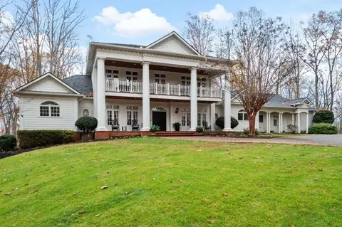 91 Hermitage Ct, Powder Springs, GA 30127