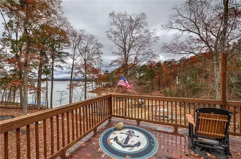 200 Acacia Ln, Woodstock, GA 30189