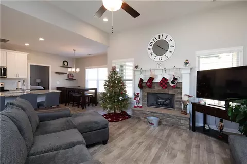 112 White Oak Trl, Commerce, GA 30529 photo 9