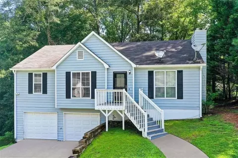 7460 Hunters Ridge Dr, Douglasville, GA 30134