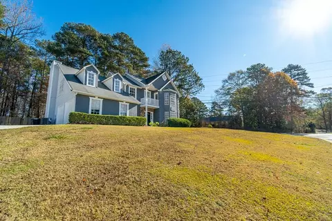 2085 Perrin Springs Dr, Lawrenceville, GA 30043
