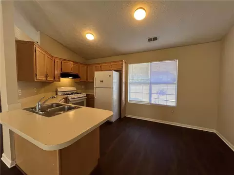 6291 Amberly Rd, Rex, GA 30273 photo 6