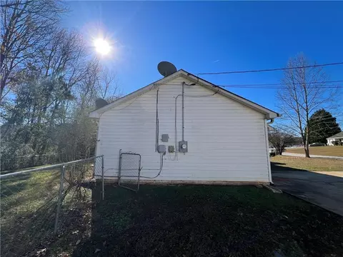6291 Amberly Rd, Rex, GA 30273 photo 14