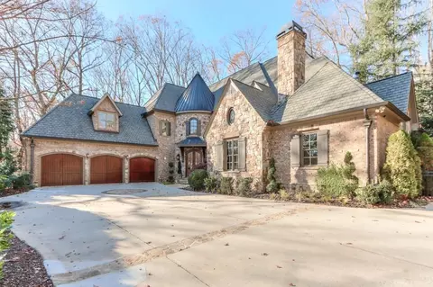 510 Pine Valley Rd SE, Marietta, GA 30067