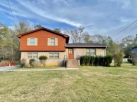 10124 Carlton Trl, Covington, GA 30014