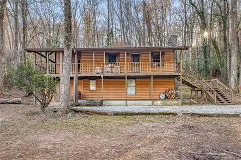 438 Rhododendren Ln, Sautee Nacoochee, GA 30571
