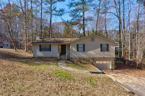 7031 Winter Woods Ct, Morrow, GA 30260