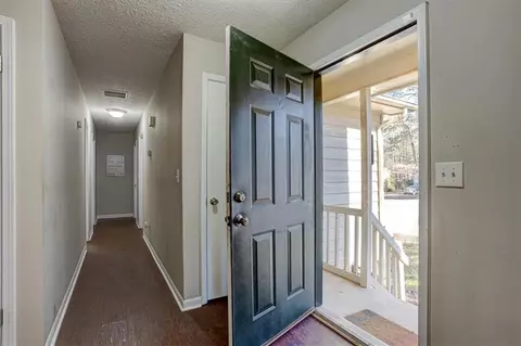 7031 Winter Woods Ct, Morrow, GA 30260 photo 4