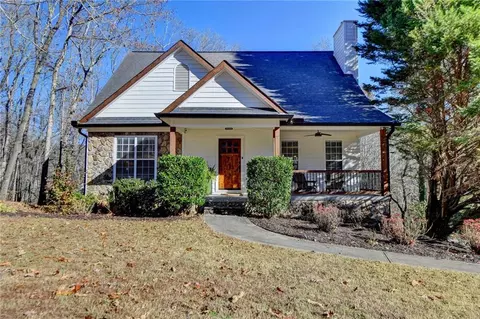 6459 Ivy Springs Dr, Flowery Branch, GA 30542