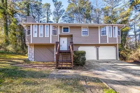 2960 David Ln, Conyers, GA 30012