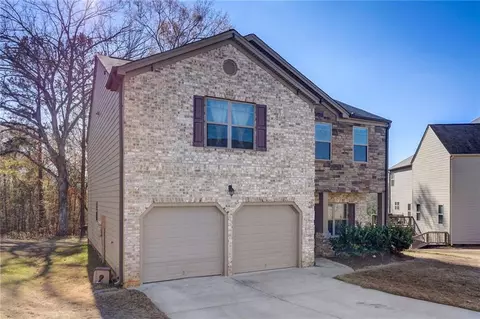 341 Lamont Ln, Hampton, GA 30228