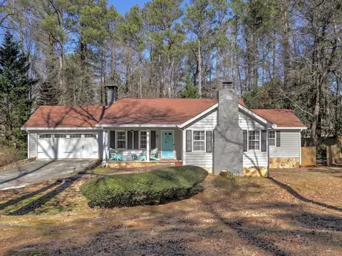 2905 Village Dr, Marietta, GA 30062