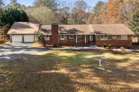 1319 Janmar Rd, Snellville, GA 30078